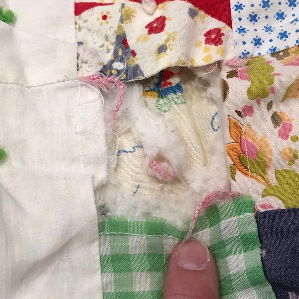 VINTAGE BABY QUILT
